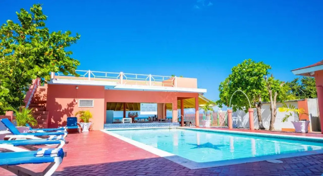 Beach House Villas Negril, Rezervovat Hotel Hotely v Negril s bazénem, Bazén