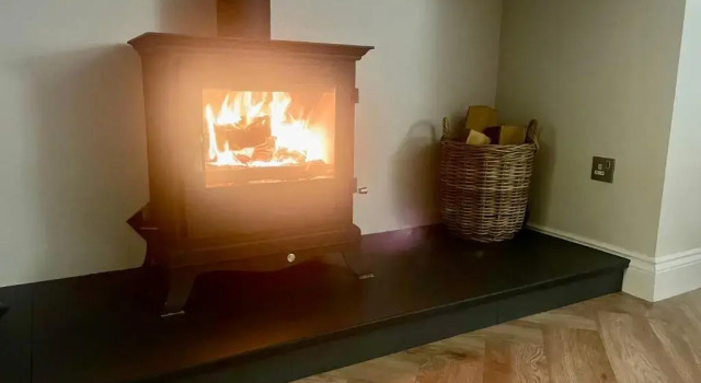 Коттедж с 2 комнатами White Cottage Stunning Contemporary 2 bedroom 2 ensuite Annex with Hot Tub