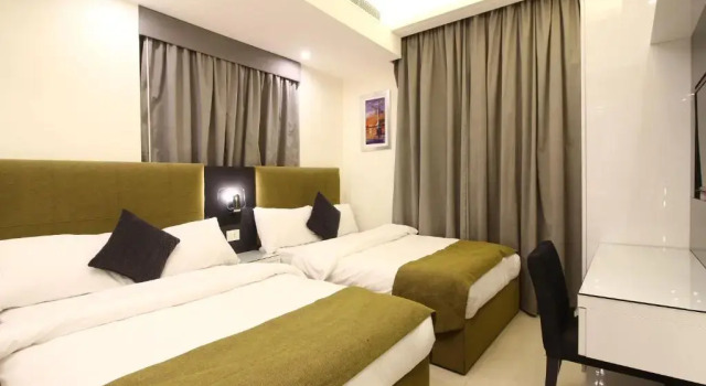 Полулюкс Deluxe Palm Ville Suites