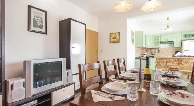 Awesome Home in Vodnjan With 4 Bedrooms, Outdoor Swimming Pool and Wifi