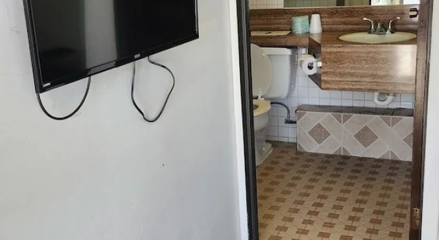 Одноместный номер Economy c 1 комнатой Golden Arrow Motel