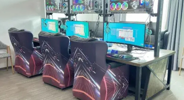 Кровать в общем номере Shanghai Xinfeng E-Sports Hotel (Waigang Town Business College)
