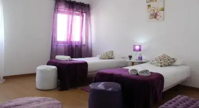 West Side Guesthouse, Rezervovat Hotel Hotely v Oeste s parkováním, Parkování