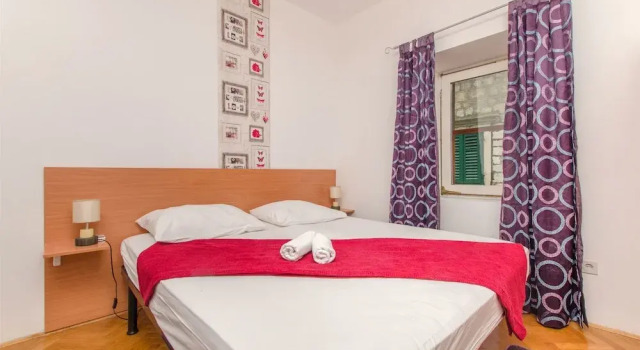 Apartment Mihaljevic, Rezerwuj Apartament Hotele w Split-Dalmatia County z parkingiem, Parking