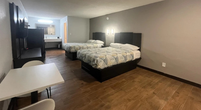 Четырёхместный номер Standard Studio 6 Suites Hurricane, Wv