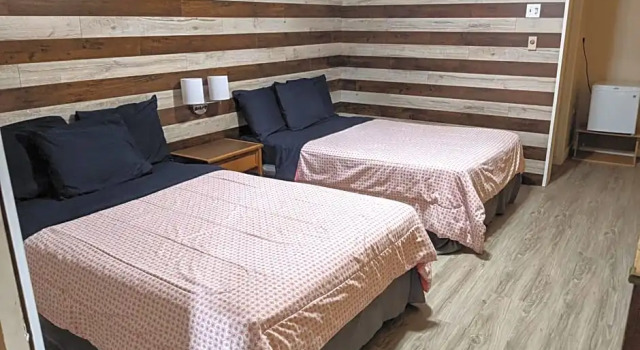 Valley Motor Lodge, Varaa Hotelli Liikematkailuhotellit kohteessa Manitoba, 4* 5*