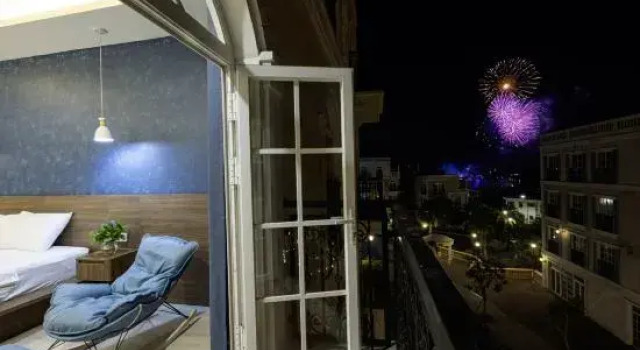 Номер Superior с балконом Tiamo Hotel