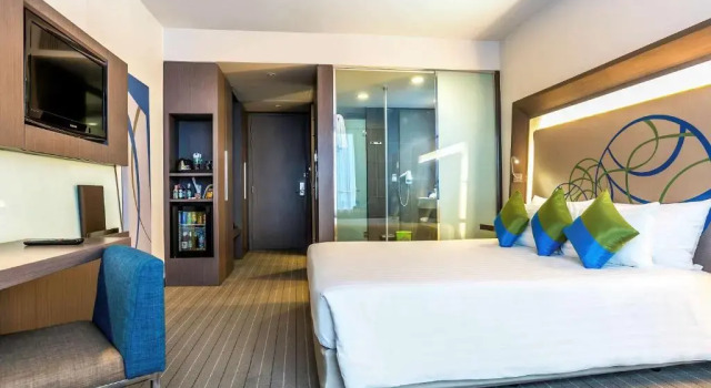 Двухместный номер Deluxe Four Points by Sheraton Bangkok Ploenchit Sukhumvit
