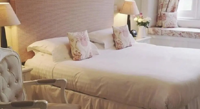Номер Superior Langdon Court Hotel