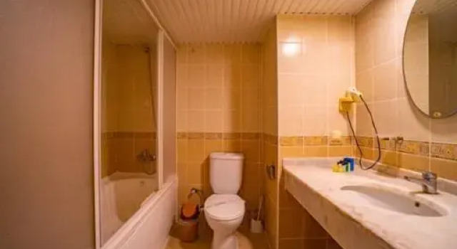 Трёхместный номер Economy Larina Thermal Resort & Spa