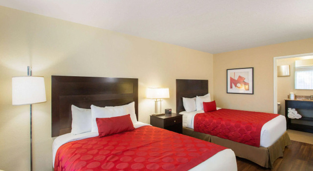 Ramada by Wyndham Venice Hotel Venezia, Забронировать Отель Венис Sarasota Area