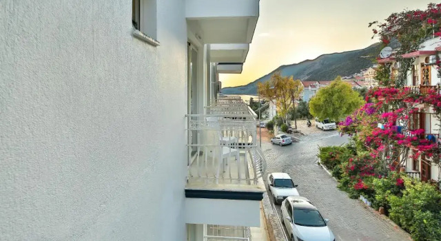 Трёхместный номер Standard с видом на город Kaş Artemis Hotel