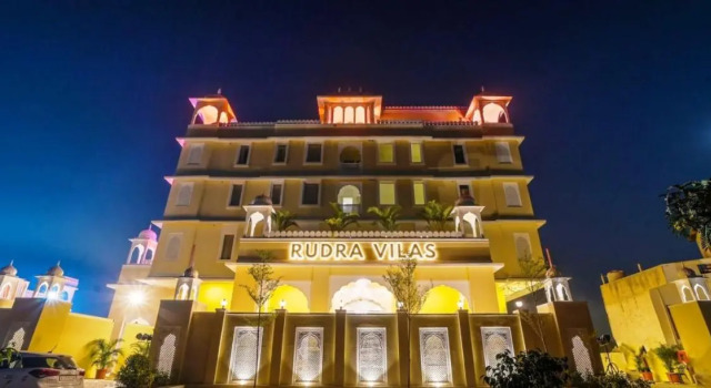 RUDRA VILAS - A Royal Heritage Hotel, Забронировать Отель Отели штата Раджастхана 4 звезды, 4*