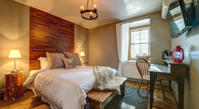 Двухместный номер Classic Auberge le Cosy Tremblant