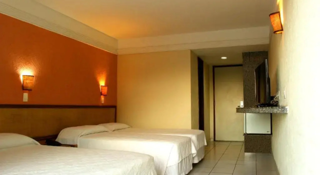 Трёхместный номер Superior с балконом и с красивым видом из окна Natal Praia Hotel