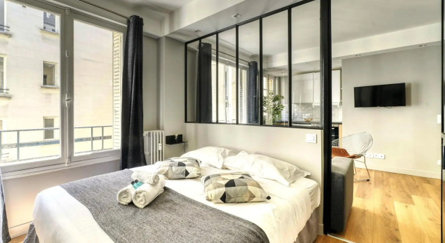 Magnifique appartement - Avenue Matignon  - B 1628, Забронировать Апартаменты/квартира Париж Иль-де-Франс, рядом с Вокзал Сен-Лазар