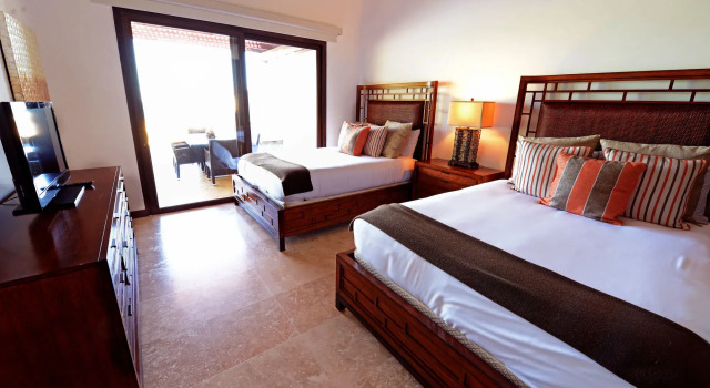 Pristine Bay Resort, Book Ferieresort 4-stjernede hoteller i Roatan, 4*