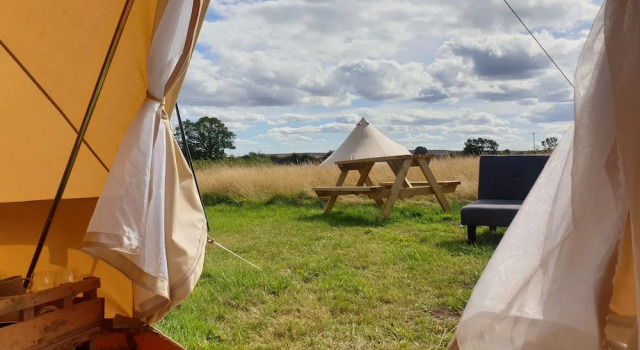 5m xl Bell Tent With log Burner, Near Whitby