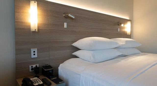 Двухместный номер для гостей с ограниченными возможностями DoubleTree by Hilton Cairns