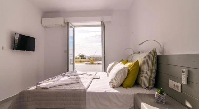 Olive Garden Luxury Resort - Pool & Seaview Suite I - Aliki Paros, Prenota Resort Aliki Paro