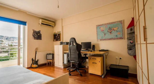 Family getaway, spacious and luxurious, sea view, terrace, next to Voula beach, 20min from center, Забронировать Отель Вула 