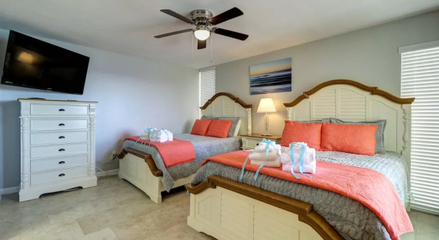 Amazing Views! Recently Updated! Family Friendly Unit! Resort Pools, Забронировать Курортный отель Курортные отели Панама-Сити, рядом с Coconut Creek Family Fun Park, Курортный отель