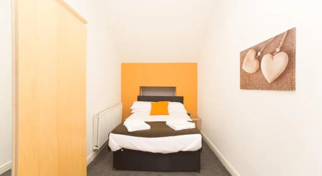 Elms West Apartments, Varaa Huoneisto Asunnot kohteessa Merseyside, Huoneisto