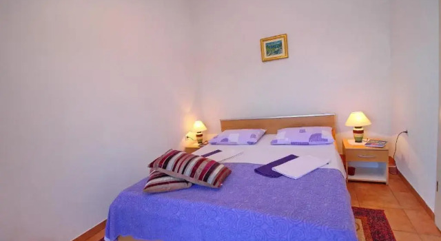 Apartments Filipović, Забронировать Апартаменты/квартира Собра Остров Мльет, рядом с Частный Пляж «Апартментс Ядранка Мльет»
