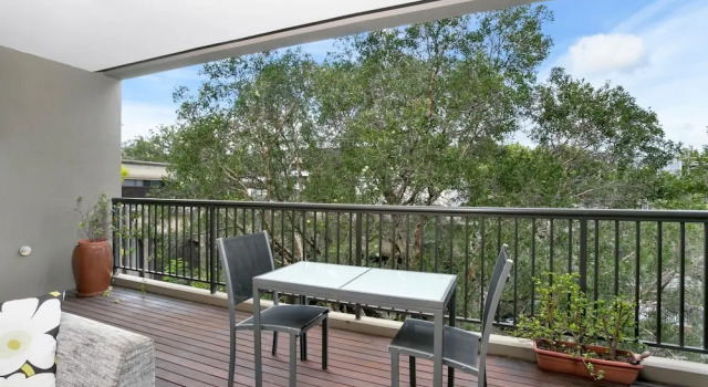 Surry Hills 1 Bedroom Apartment - ADEL1