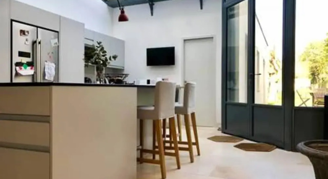 Villa with 4 Bedrooms in Bordeaux, with Private Pool, Enclosed Garden And Wifi, Забронировать Вилла Виллы Бордо, рядом с Центр культуры Бернара Магре, Вилла