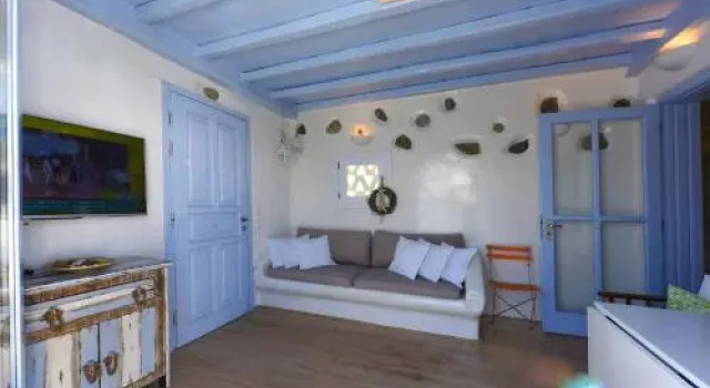 Ivi Mykonean Suites Ornos, Забронировать Апартаменты/квартира Отели Орнос с бассейном, Бассейн
