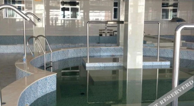 Bihai Hot Spring Holiday Hotel, Book Hotel Qinhuangdao Hebei