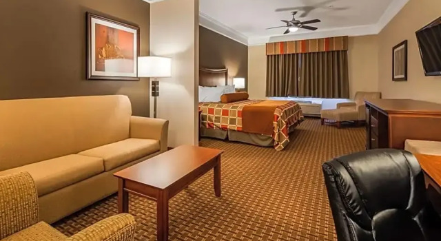 Люкс Best Western Plus Easton Inn & Suites