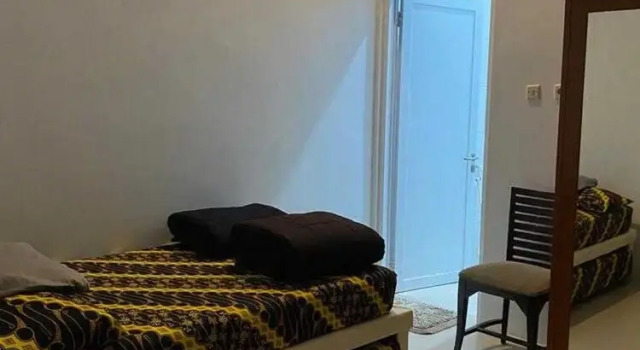 EXPRESS O 91923 Homestay Zona, Book Hotel Cisarua West Java