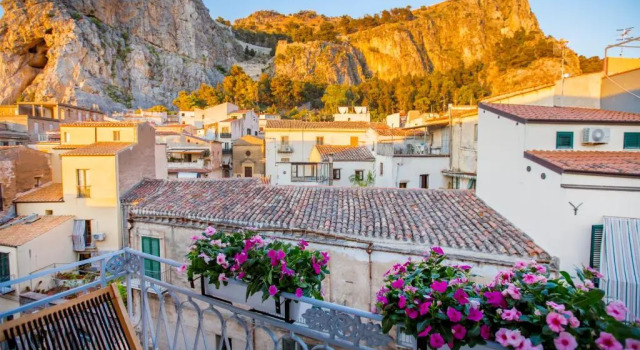 Апартаменты с балконом Cefalù Charme e Chic Suites
