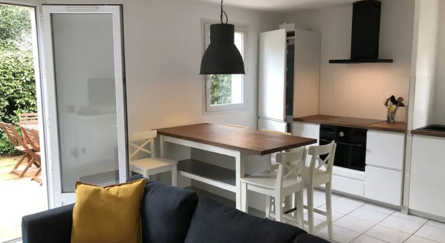 DANTINNE maison entière 5 personnes, Rezerwuj Hotel Uzes Gard