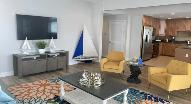 Wc408 East Farragut Road, Unit 302