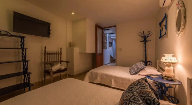 w Magnificent 6BR House w AC in Cartagena, Забронировать Отель Картахена Боливар, рядом с San Pedro Claver's Church