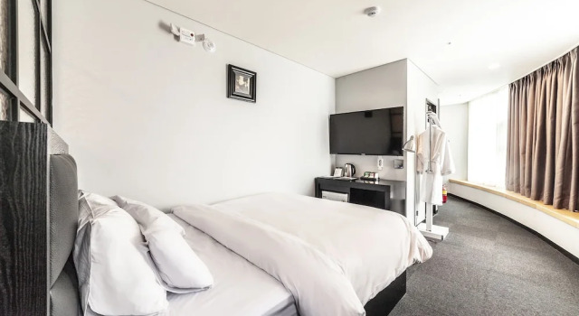 Двухместный номер Deluxe c 1 комнатой с видом на город Gangneung Tourist Hotel
