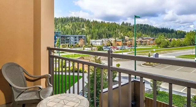 Номер Standard с балконом Hampton Inn and Suites Coeur dAlene