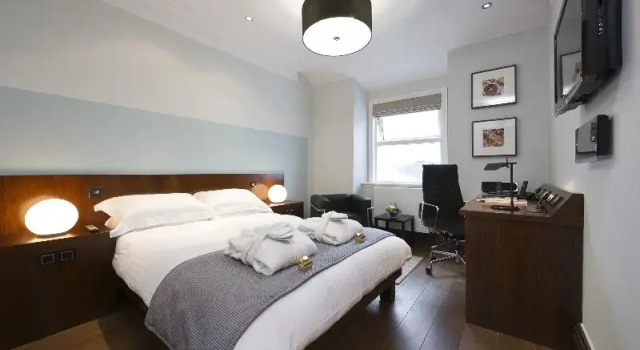 Номер Standard Claremont Hotel