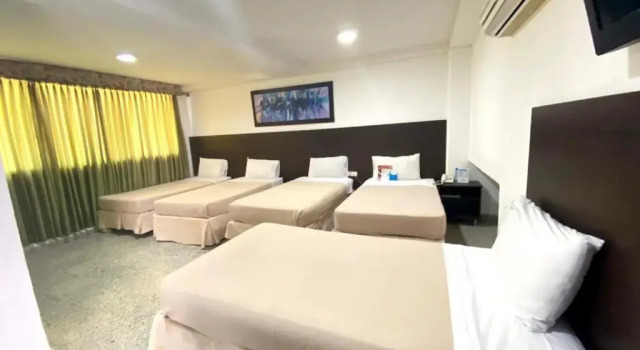 Camera quintupla Standard Hotel Arawak Upar