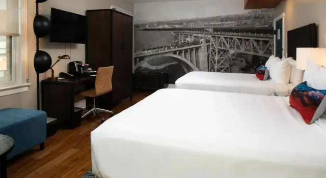 Четырёхместный номер Standard Hotel Indigo Spokane Downtown by IHG