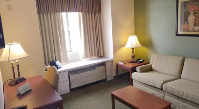 Люкс Quality Inn & Suites Prestonsburg next to Mountain Arts Center