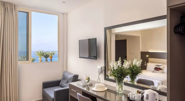 Habitación doble Estándar con vista al mar Queens Bay Hotel