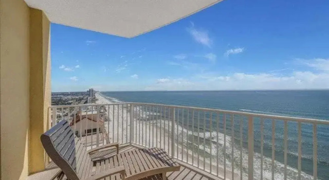 Апартаменты Coastal Hippy Chic by Avantstay Oceanfront, 2 Pools, Beach Chairs Incl