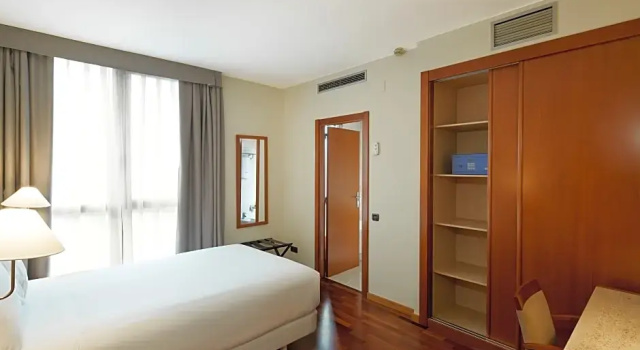 Номер Classic Sercotel Cornellà Barcelona
