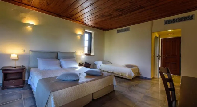 Трёхместный номер Standard с видом на сад Castello Antico Hotel