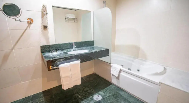 Четырёхместный номер Отель Bluesea Calabahia
