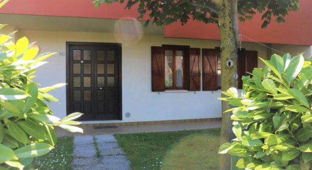 Apartment in villa with private garden, Prenota Appartamento Hotel a Veneto con parcheggio, Parcheggio